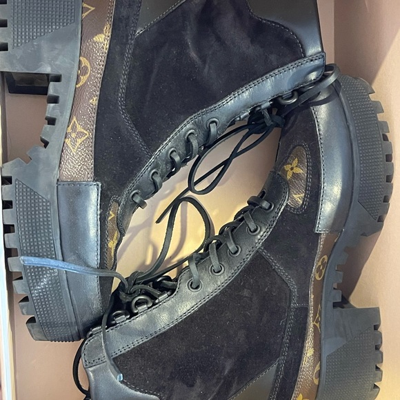 ✨Louis Vuitton Combat Boots✨ - Picture 10 of 12